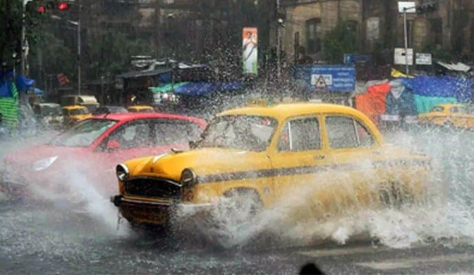 Weather Update in west bengal as rain continues im the districts