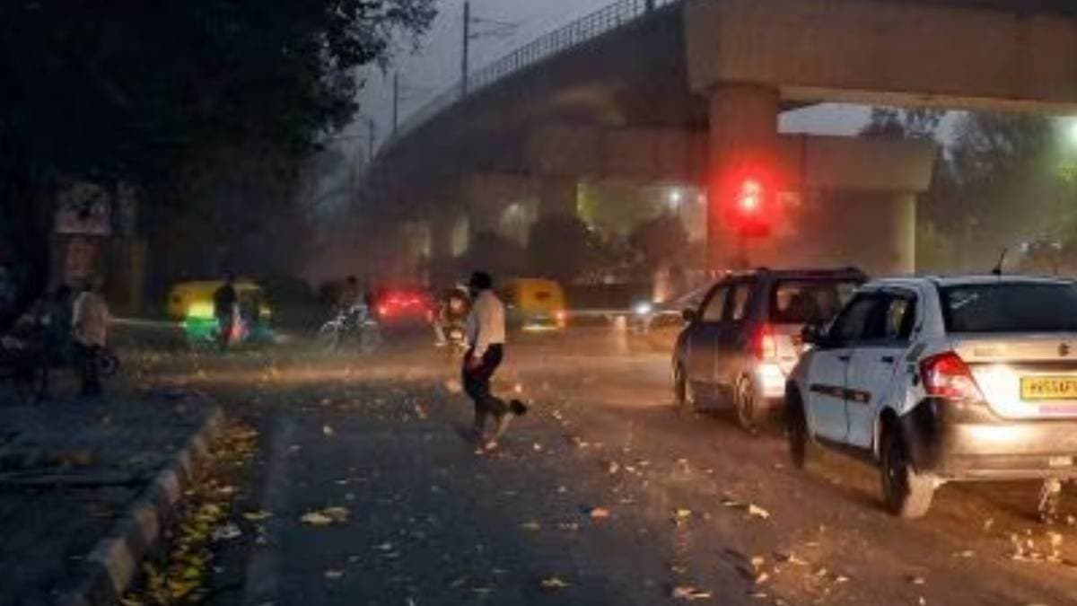 Delhi NCR area stormed with sudden natural calamity