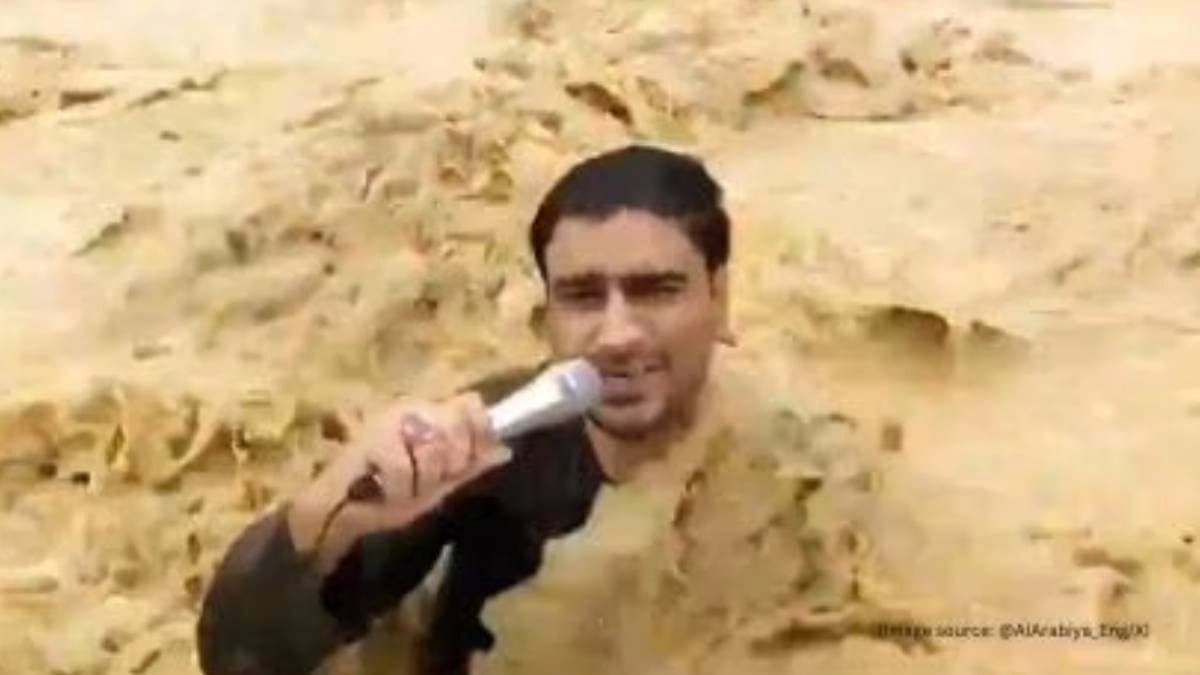 Heartbreaking Pak journo swept in flood