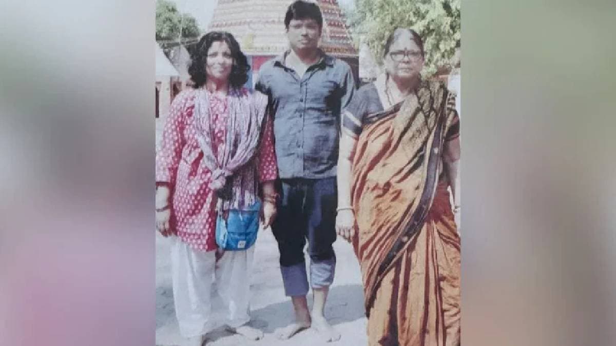bureaucrat his family found dead at Kerala home