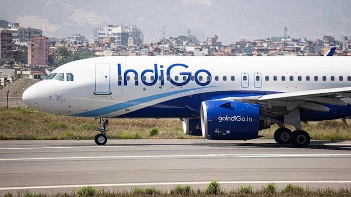 Engine failure forces flight to land at Kolkata airport minutes after take-off gnr 