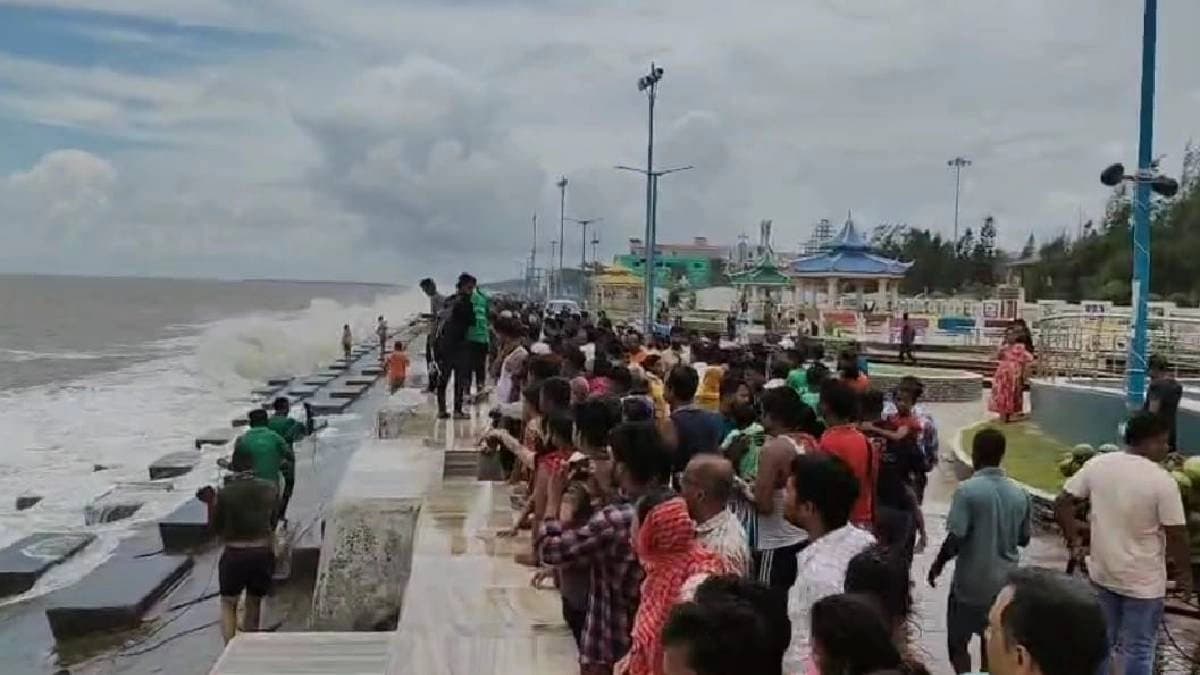  Panic gripped Digha when two tourists submerged in sea