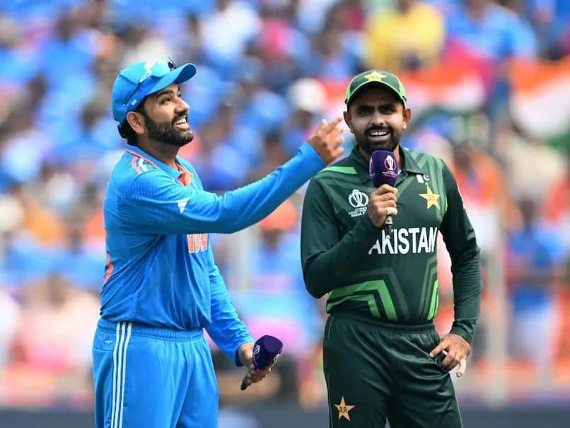 Cloudy sky, rain and thunderstorm expected in India-pakistan match 