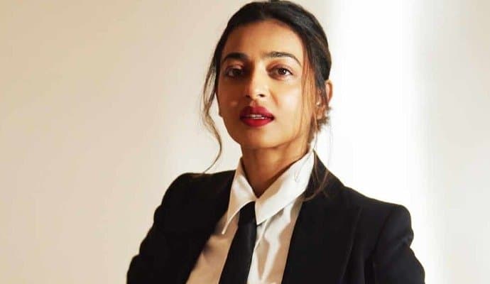 Radhika Apte: মুম্বই বিমানবন্দরে বিপাকে রাধিকা আপ্তে!