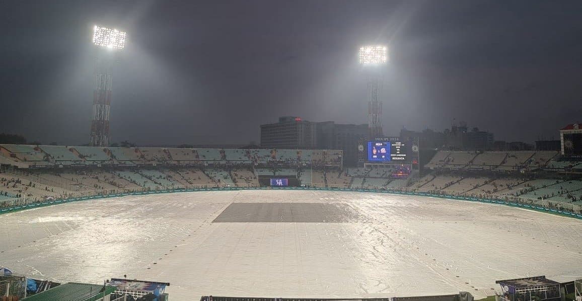 Eden Gardens: হালকা বৃষ্টি, পুরো মাঠ ঢাকা কভারে, কখন শুরু হবে ম্যাচ? 