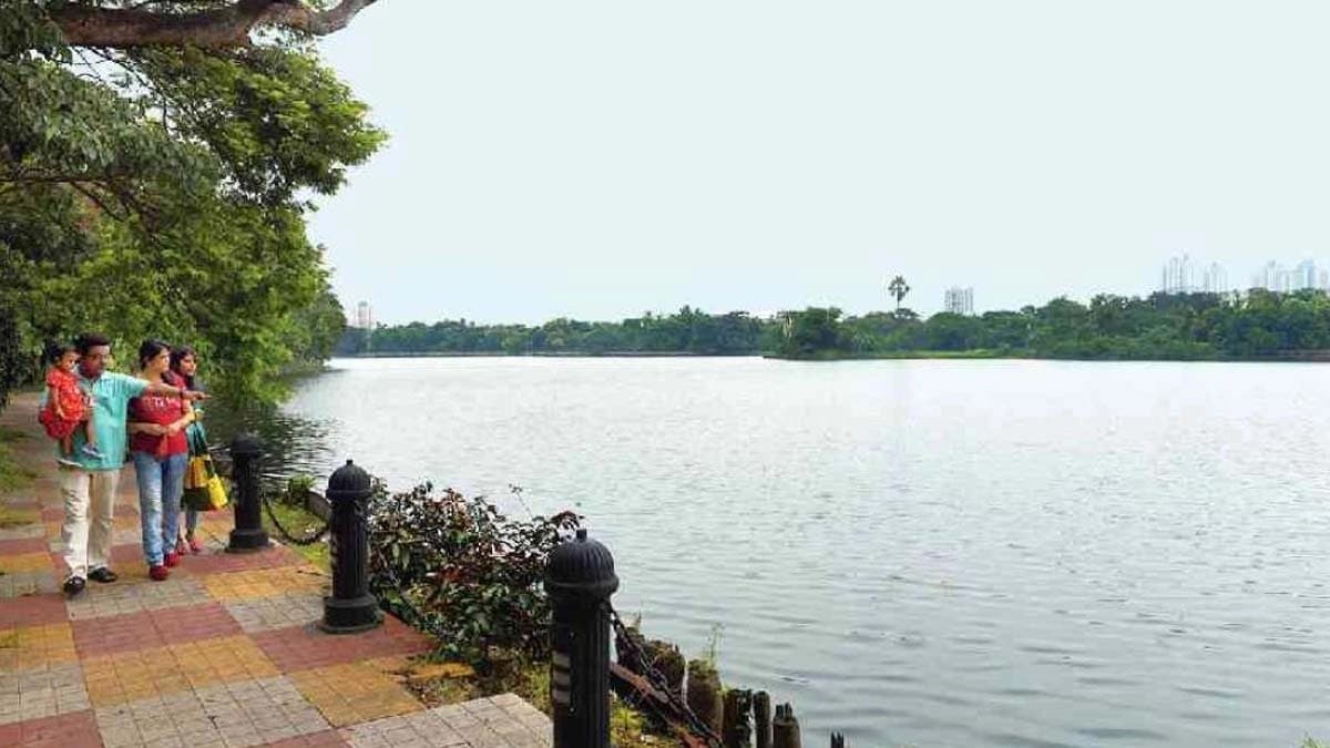 Female environmental activist allegedly beaten up at Rabindra Sarovar