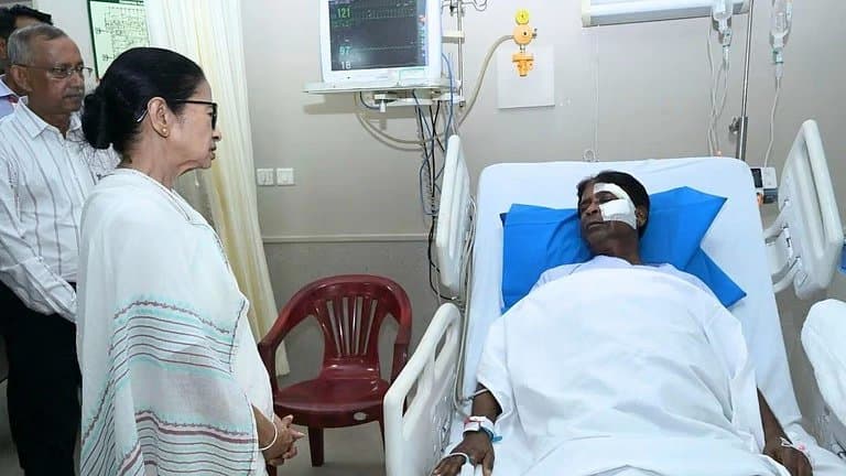BJP MP khagen murmu in Hospital CM Mamata Banerjee visits there 