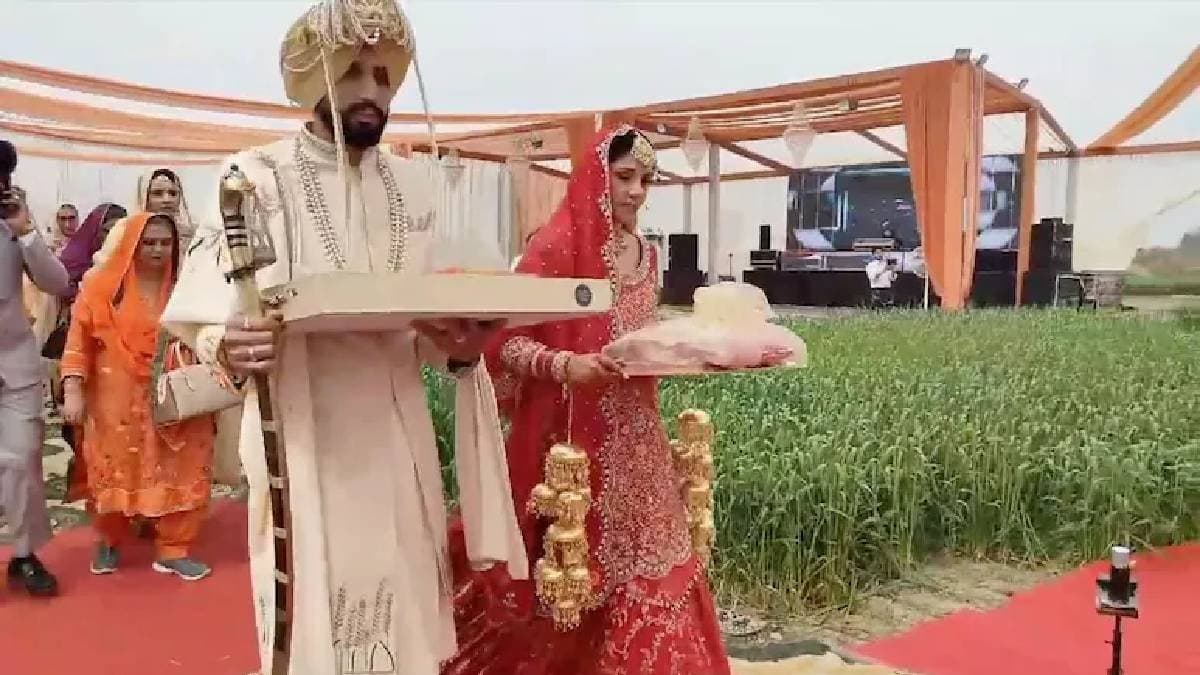 Farmers protest inspires NRI couples unconventional wedding in Punjab fields