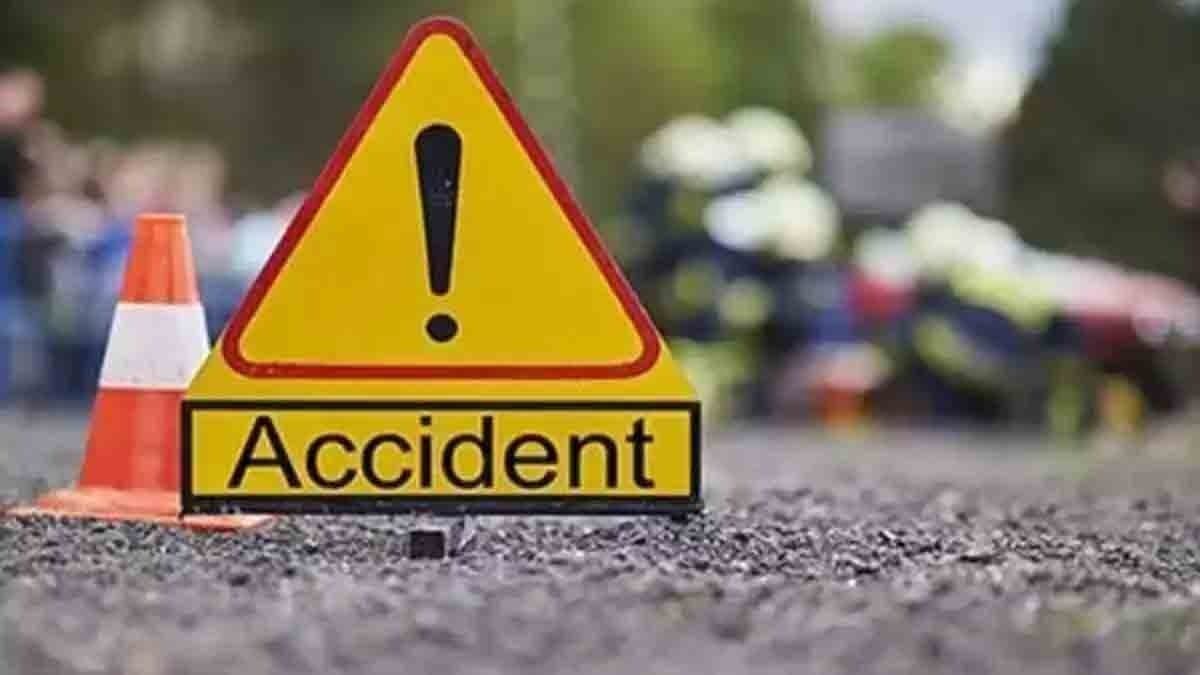  5 MBBS students killed in car-bus collision in Alappuzha gnr 