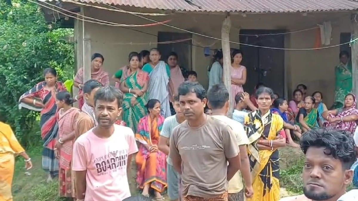 robbery at tripura killed husband wife 