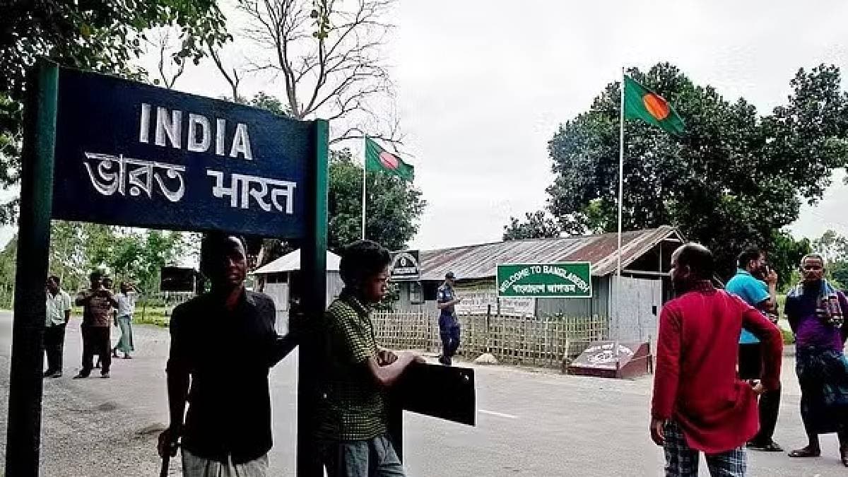 Not as refugee but minorities in Bangladesh should stay there as Hindu gnr