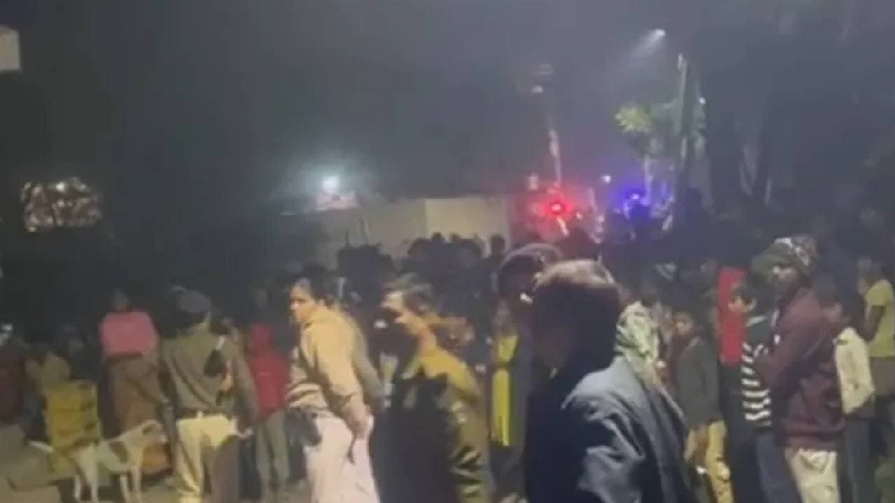 Man Shot Dead Outside His Home Near Patna Villagers Lynched Two Attackers 