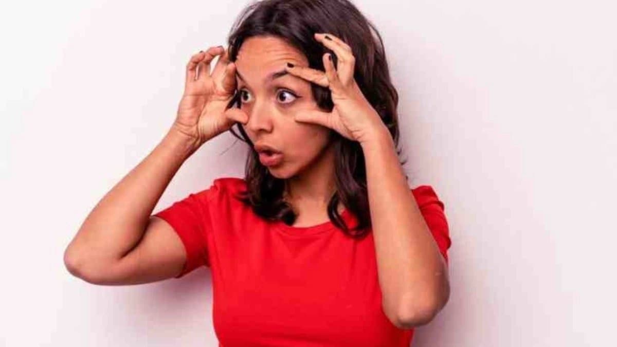 Health Tips: Not a sign of good or bad luck rather these could be the reasons of eyes twitching 