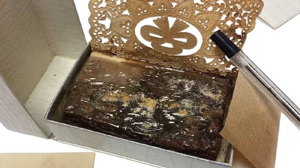 Queen Elizabeth 1947 Wedding Cake Slice Auctioned For Lakhs gnr