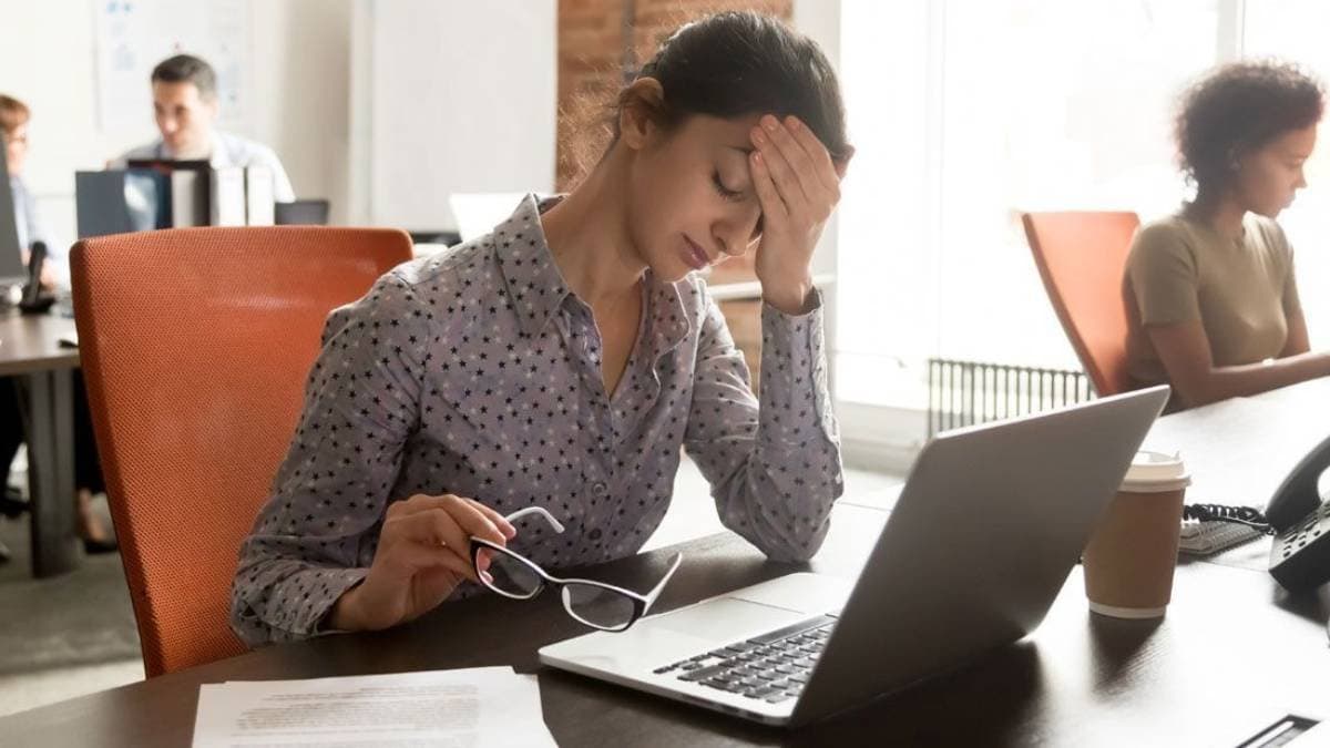 how to motivate yourself at work on Monday after weekend holidays lif
