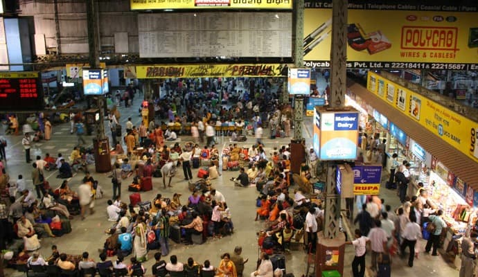 passenger agitation in howrah station due to massive delay