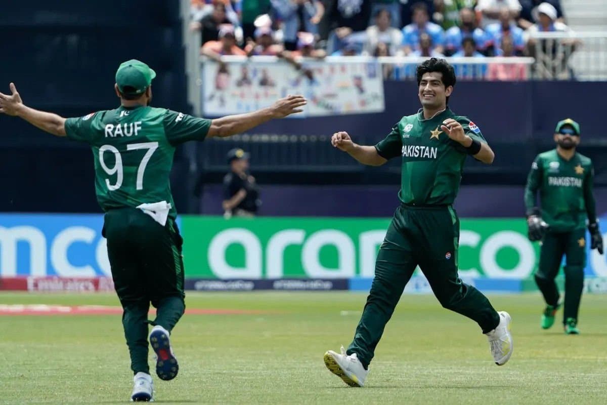 India-Pakistan: ভয়ঙ্কর নাসিম-হ্যারিস, ব্যাটিং বিপর্যয়ে ১১৯ রানে অলআউট ভারত 