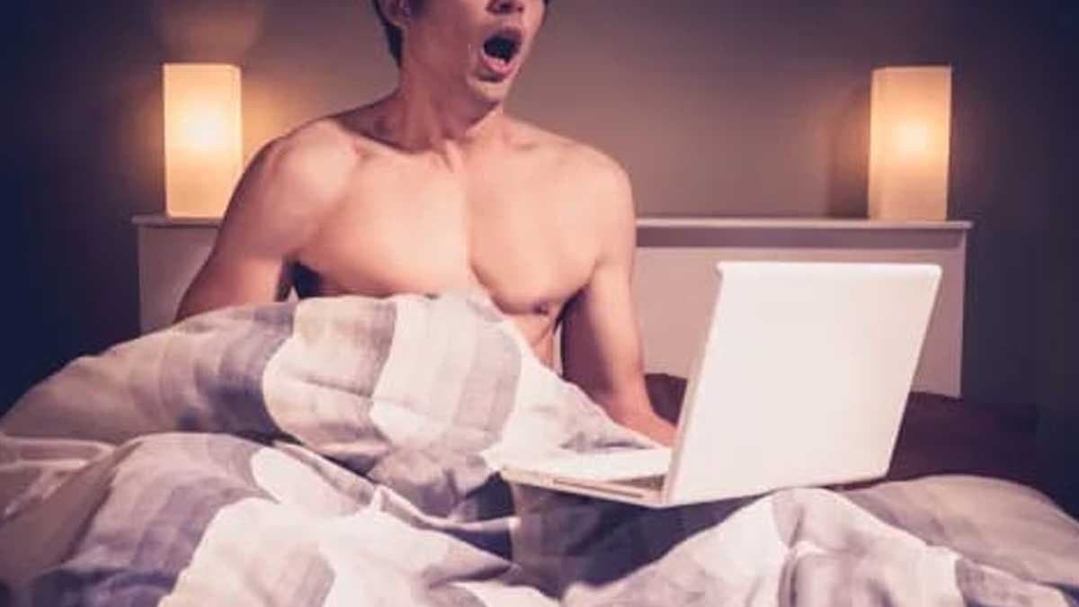 Adult Content Addiction Worse Than Smoking Doctors Says It Can Cause Depression And Loneliness 