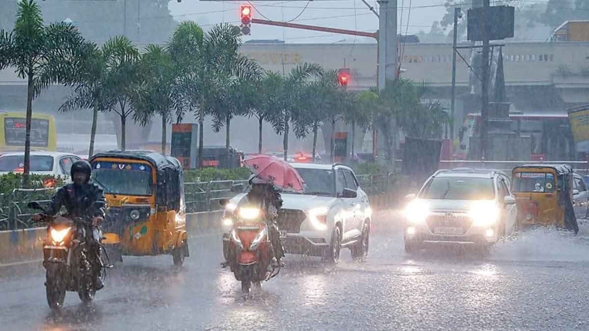 IMD Weather Forecast Heavy Rainfall Thunderstorm Alert in Six Districts in South Bengal