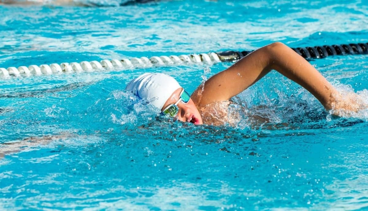 Swimming: সাঁতারের এই কয়েকটি উপকারিতার কথা আগে জানতেন? 