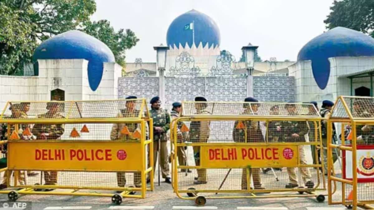 India expels Pakistan High Commission staffer over activities outside official role