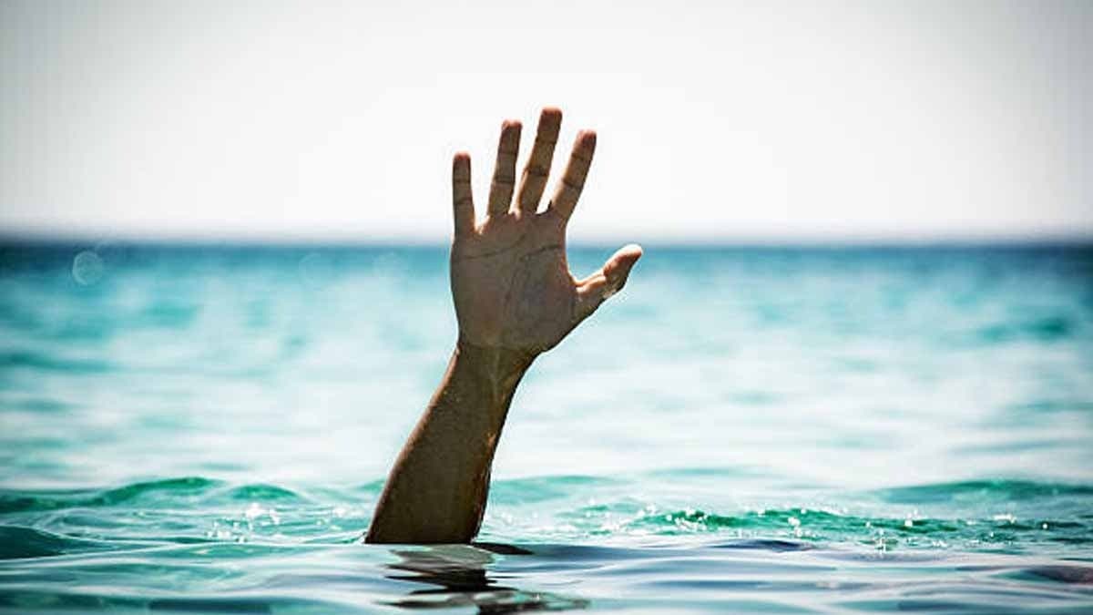  46 people including 37 children drown to death while taking 'holy dip'  in bihar gnr 