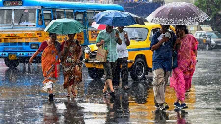IMD Weather Forecast Rainfall Thunderstorm Lightning Orange Yellow Alert in West Bengal