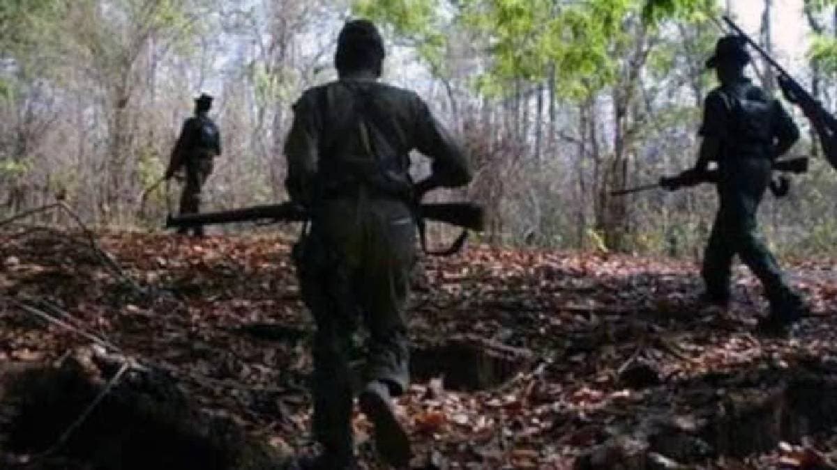 in chhattisgarh 3 security personnel injured in anti maoist operation