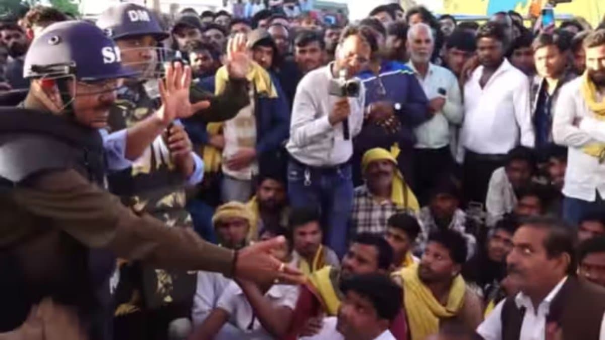 Protest erupts in Pithampur over Bhopal Union carbide waste disposal gnr