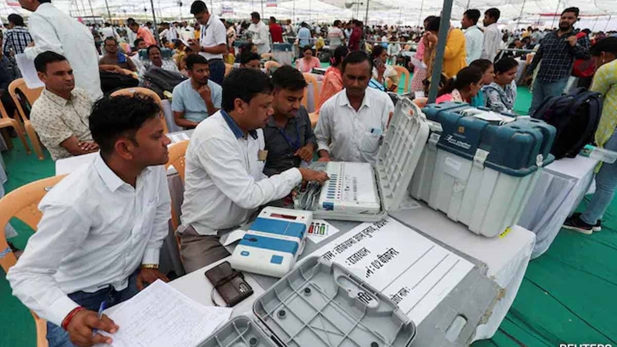Over 900 Voters Above The Age Of 100 In 1st Phase Of Jharkhand Polls gnr 