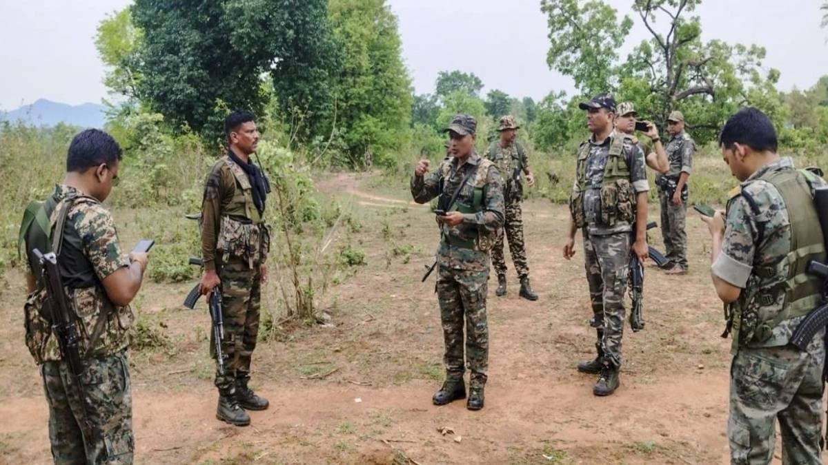 Chattisgarh maoist encounter six dead