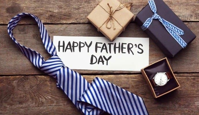 Father's Day: পিতৃত্ব উদযাপনের দিনে বাবাকে দিন এই সব উপহার! রইল টিপস 