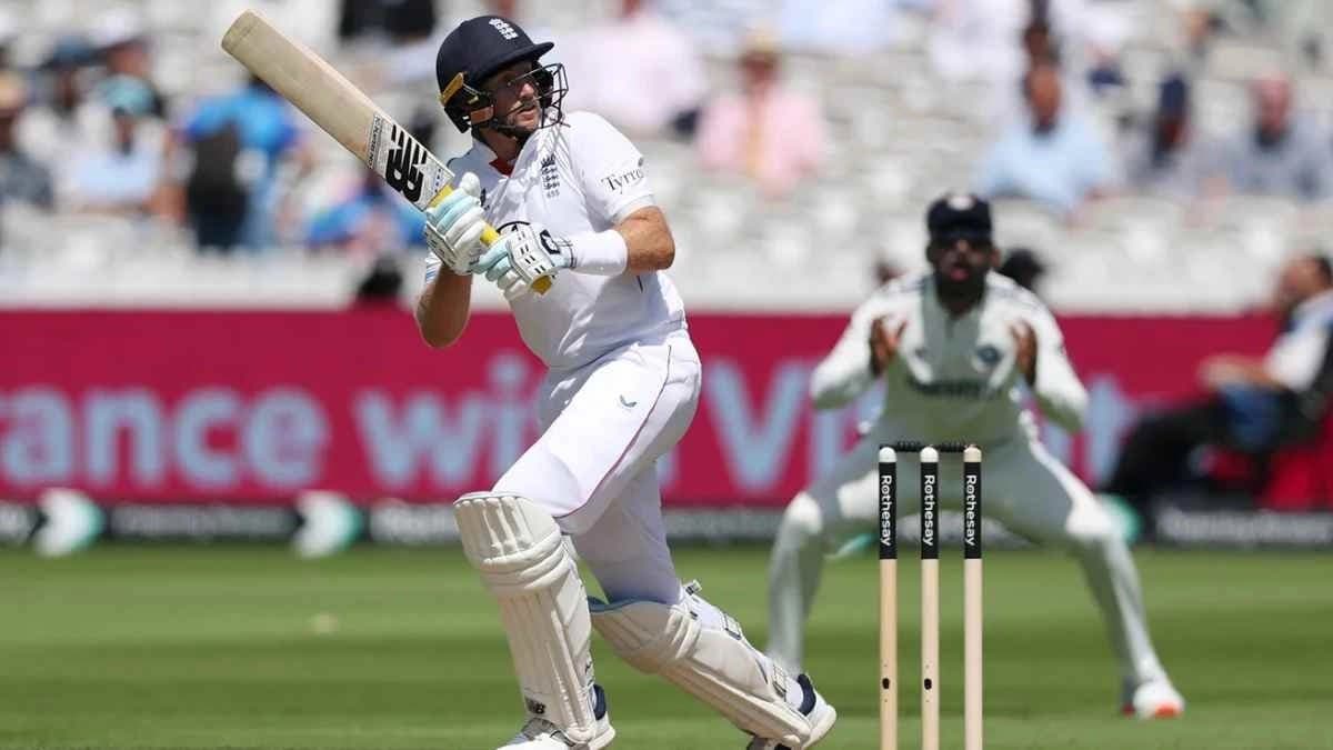 Mohammed Siraj sledges cautious Joe Root in Lords Test