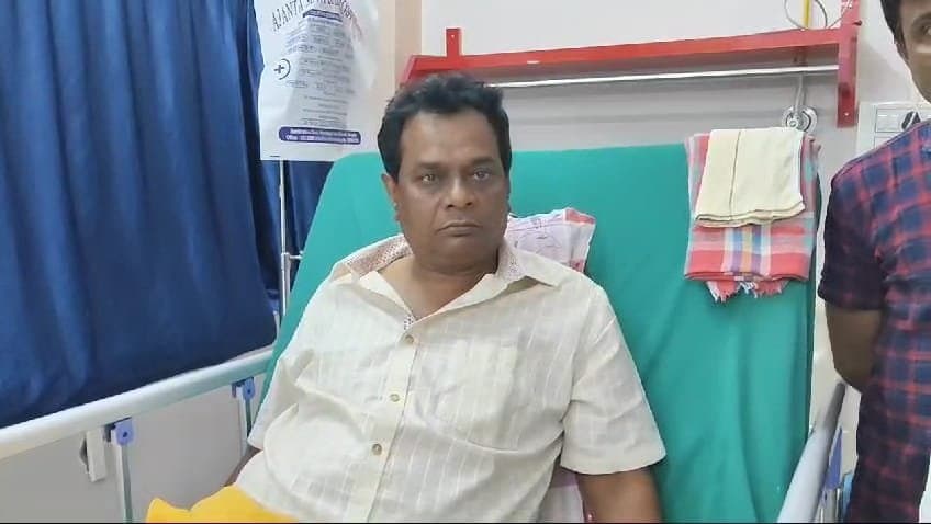 Attempt to kidnap  businessman with gun in public