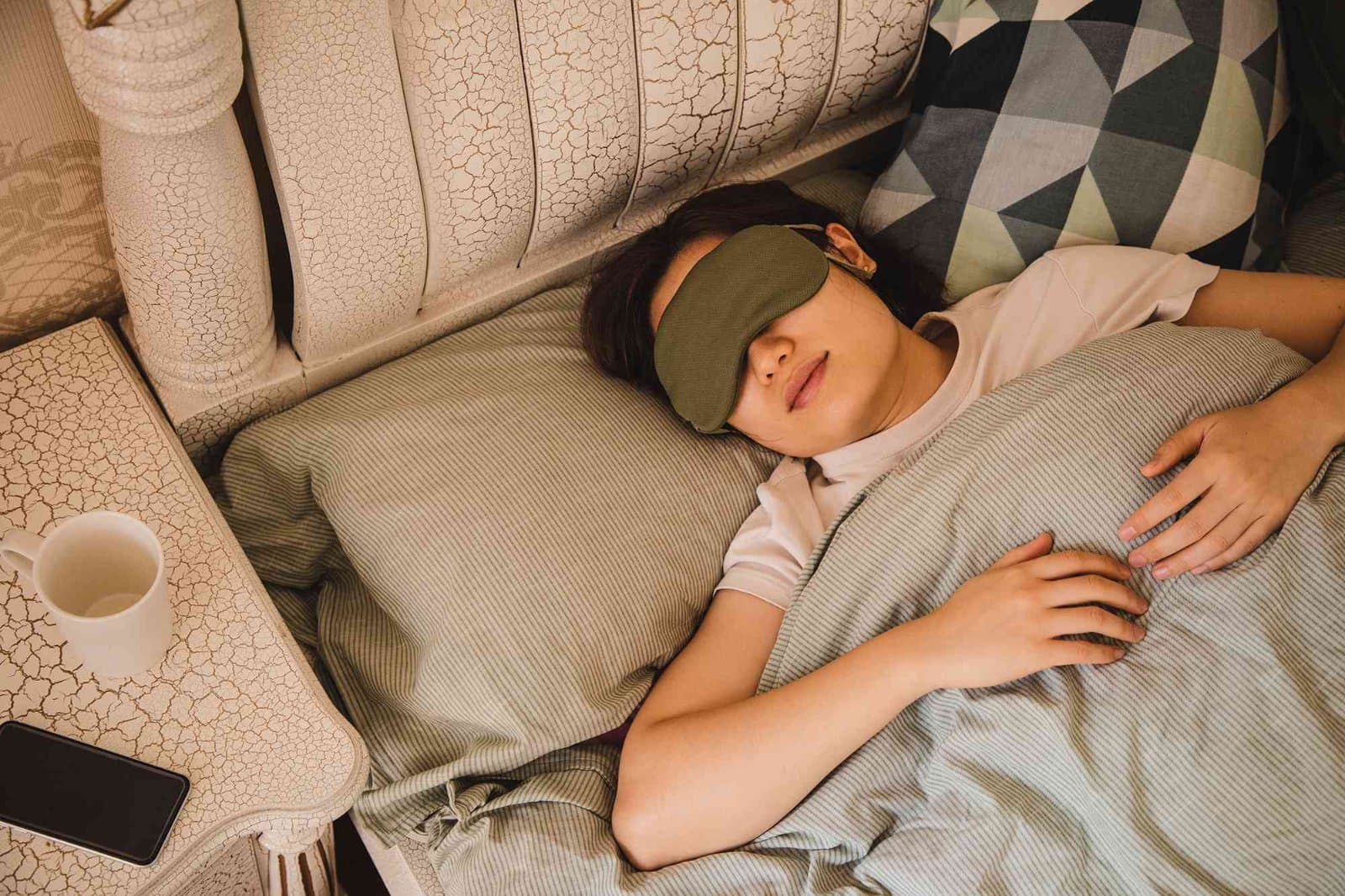 ‘Right to sleep’ basic human requirement, rules Bombay HC to ED 