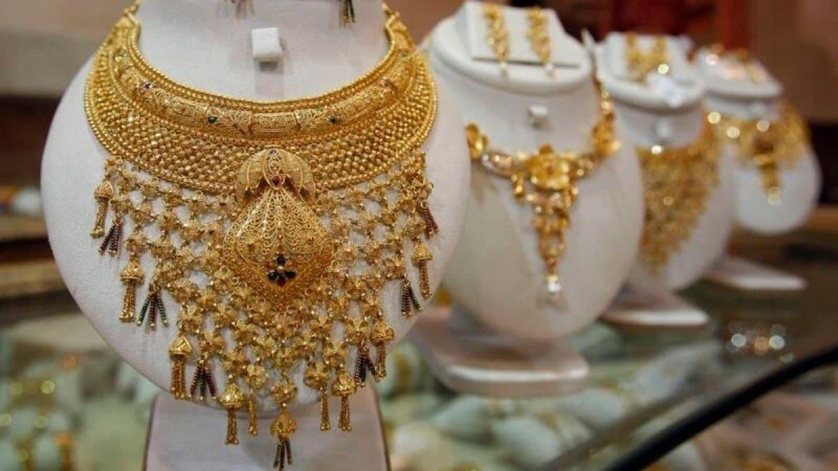 Gold Price today check 22 carat gold price in top cities on 11 January gnr