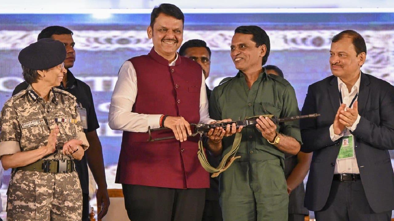 Maoists offer to surrender by February 15 in letter to three CMs