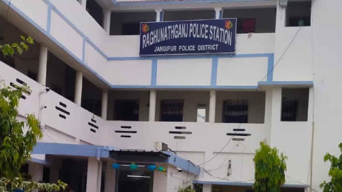 Murshidabad tragic death of girl create mystry