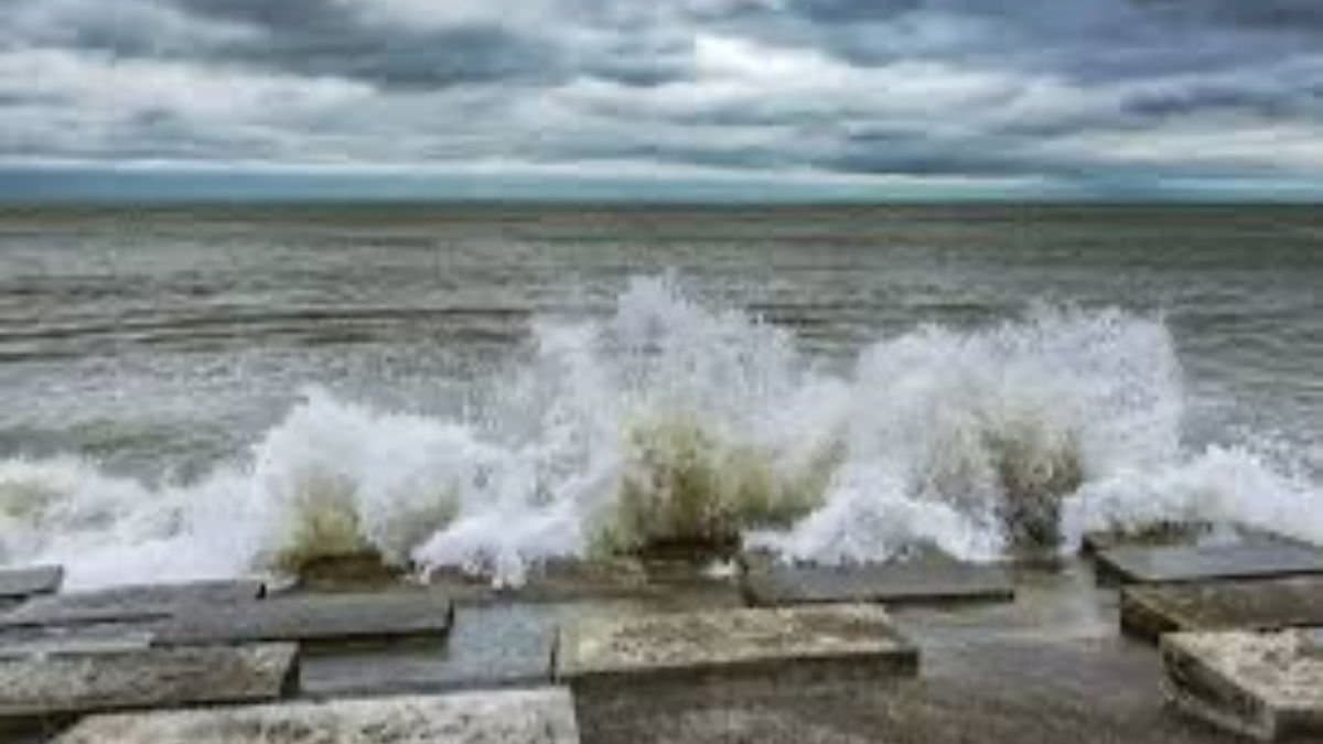 cyclone dana makes landfall in odisha gnr