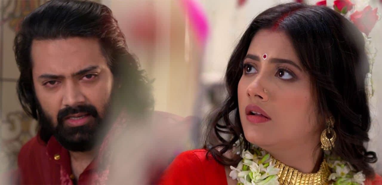 Bengali serial: পর্দার প্রিয় জুটি 'মহারাজ'-'পূজারিণী', অফস্ক্রিন কেমন কেমিস্ট্রি জমলো প্রতীক-রত্নপ্রিয়ার?