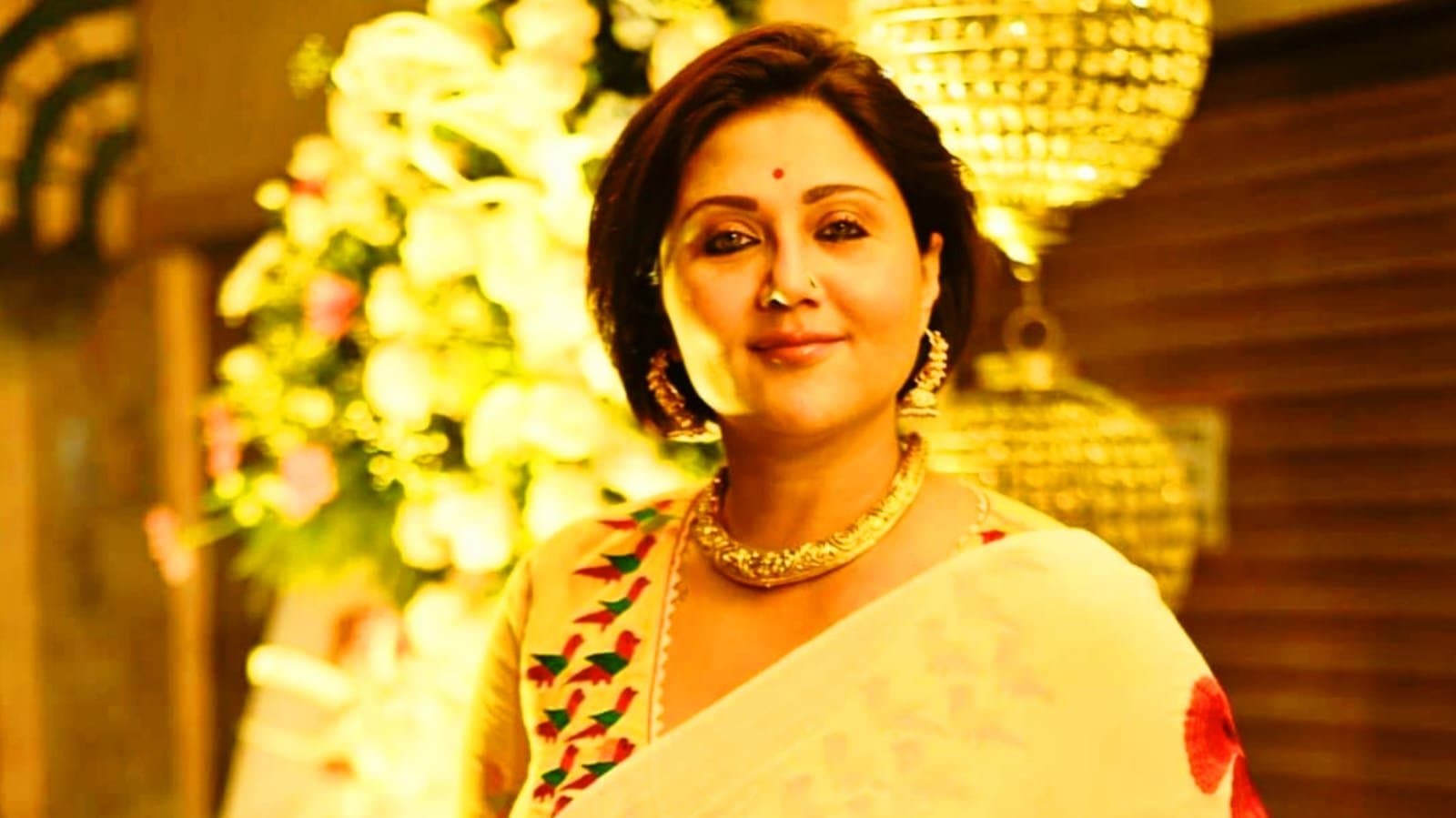 Swastika Mukherjee : 'বাংলাদেশের বাতাসে আজ বারুদের গন্ধ'; সোশ্যাল মিডিয়ায় আবেগপ্রবণ হয়ে কী লিখলেন স্বস্তিকা মুখোপাধ্যায়? 