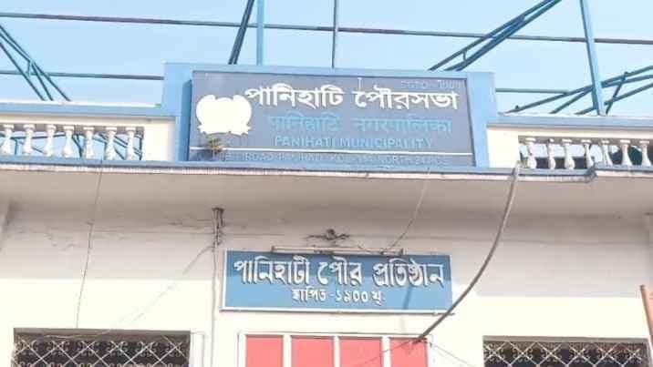 Minister Firhad Hakim orders Panihati Municipality Chairman to resign
