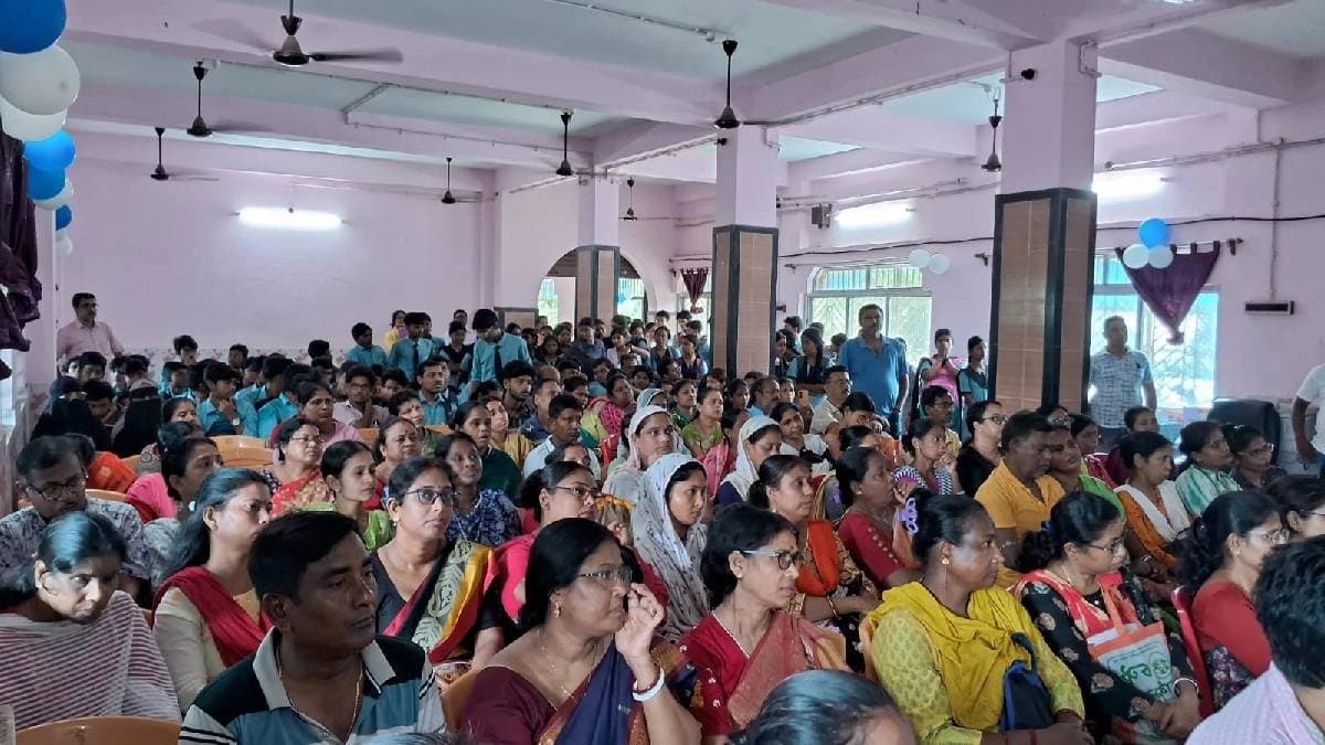 Digital attendance system starts in barrackpore school