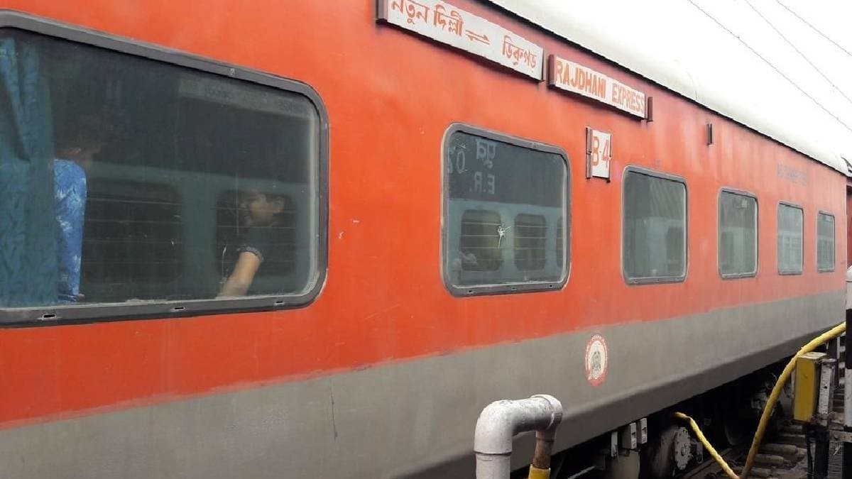 Huge train accident averted in Uttar Pradesh