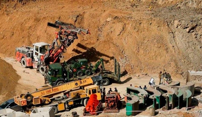  15 days gone of tunnel collapse in Uttarkashi