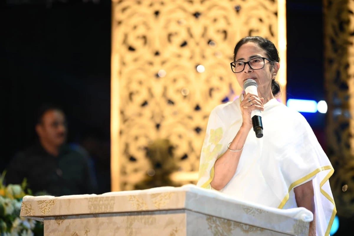 Tollywood News CM Mamata Banerjee says actor Prosenjit chatterjee is building cinema hall in west Bengal 