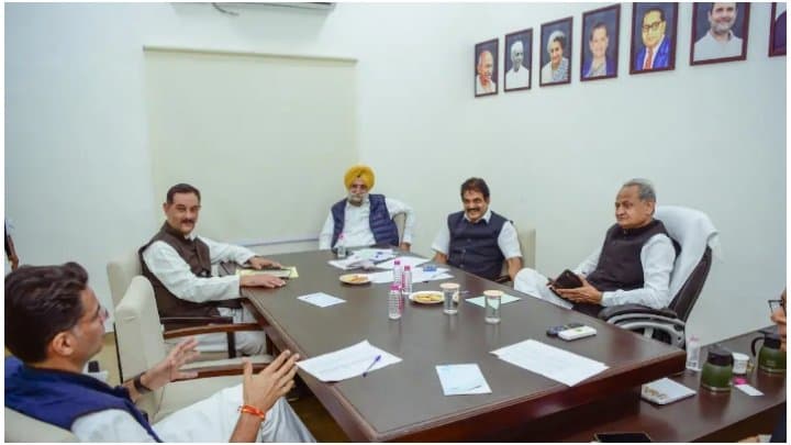 Ashok Gehlot meet Sachin Pilot Before Polls