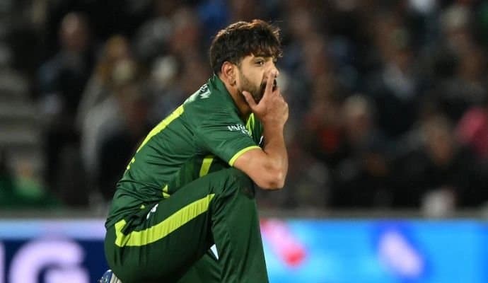 Pakistan Cricket: আরও সমস্যায় পাকিস্তান, বল ট্যাম্পারিংয়ের অভিযোগ হ্যারিস রউফের বিরুদ্ধে