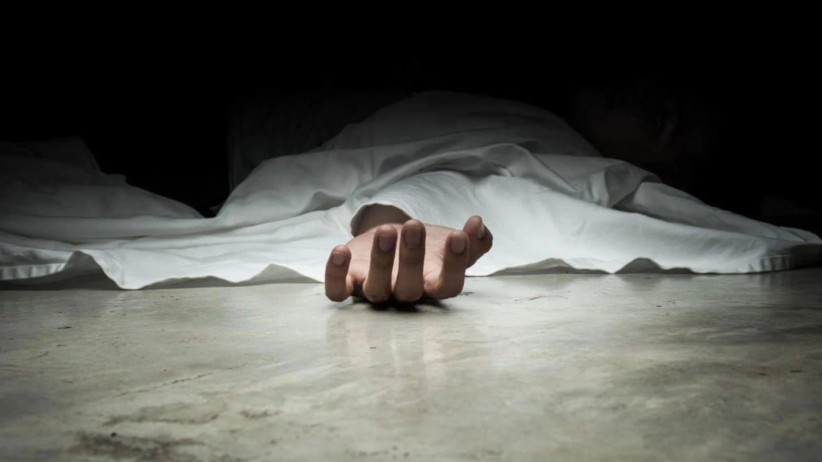 Unnatural death of housewife in Uttarpara