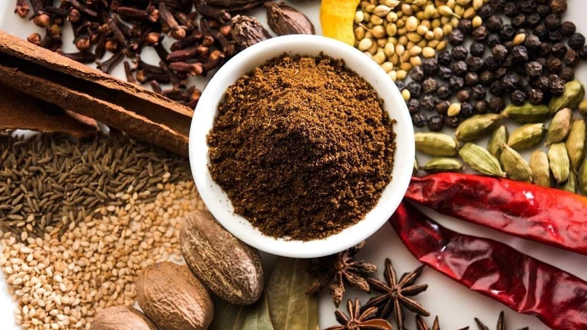 These kitchen spices are very effective to prevent critical diseases 